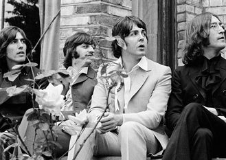 Sale a la luz "Glass Onion", de los Beatles