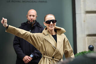 Céline Dion afina su regreso a los escenarios en París