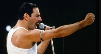 Queen revive su histórico concierto en Budapest