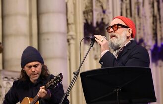 Stipe y The National homenajean a R.E.M. en Biarritz
