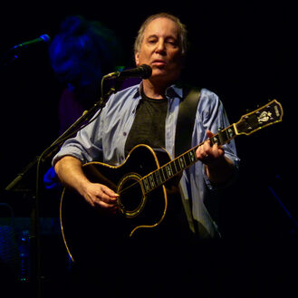 Paul Simon cumple 85 años